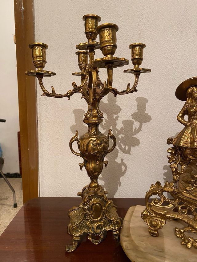 Candelabro de Bronce