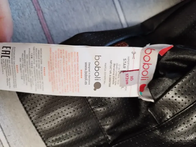 Cazadora símil piel negra Boboli T.16