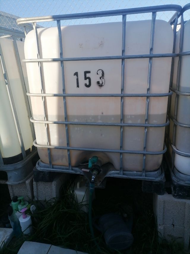 Bidón 1000L con grifo 3 y uno sin grifo gratis