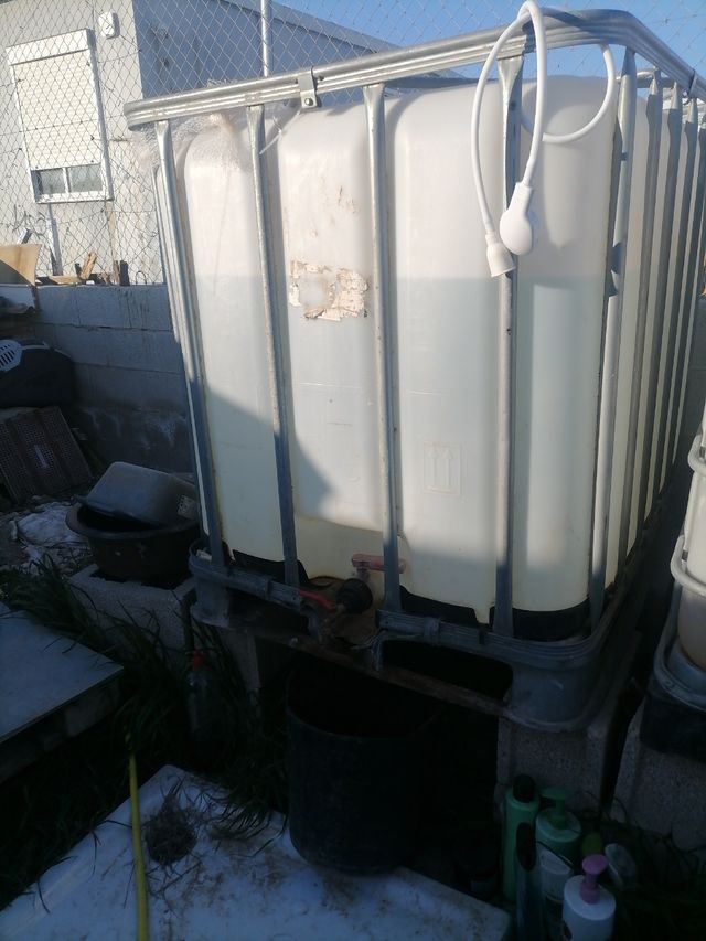 Bidón 1000L con grifo 3 y uno sin grifo gratis