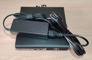 MiniPC Dell Optiplex 7060. 16 GB RAM. 256 SSD