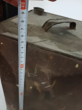 Bidón antiguo de chapa