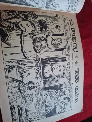 Comic Antiguo La Fuente de los Tres Caños