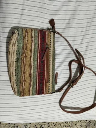 urge venderlo!! bolso misako multicolor.