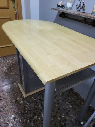 Mesa alta cocina y 2 taburetes