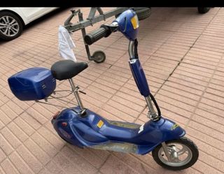 Patinete Eléctrico Azul con Maletero