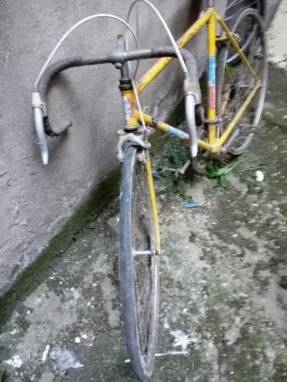 Bicicleta Clásica Amarilla Tour de France