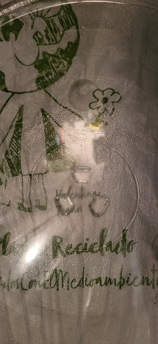 2 Platos de Microondas. 27 y de 32 centimetros.