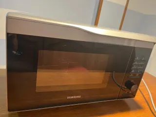 Horno Microondas y Convección Samsung