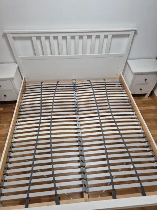 Struttura letto con rete e 2 comodini