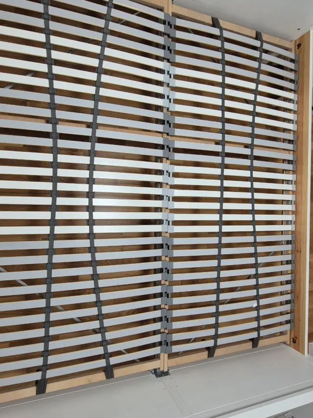 Struttura letto con rete e 2 comodini