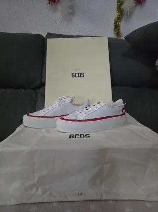 Zapatillas GCDS Mujer Blancas y Rojas