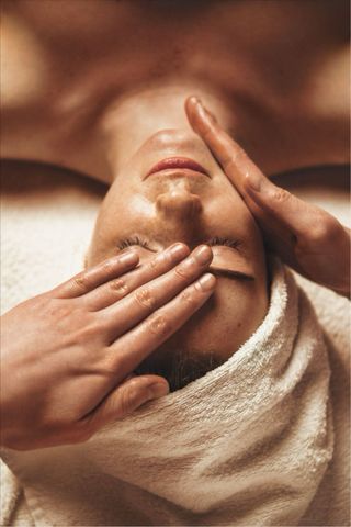 Tratamiento Facial con punta de diamante por 35€