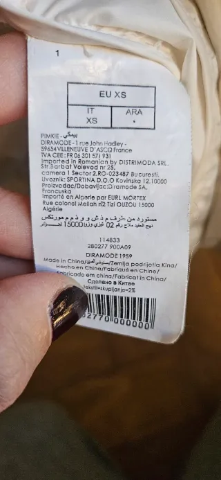 Lote abrigo plumífero blanco y cazadora marrón