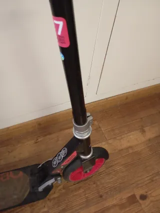 Patinete Oxelo niña rosa y negro