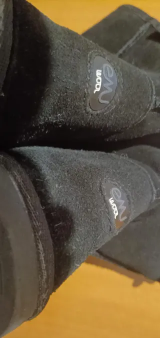 Stivali Emu Camoscio e Lana Neri