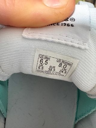 Zapatillas Vans Talla 38.5 una sola puesta