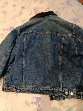 Cazadora Levi's forrada. Edición especial. Años 90