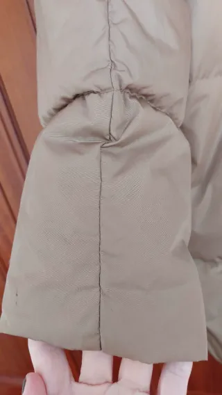 Plumífero Zara Beige con Capucha