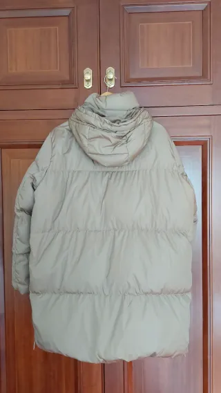 Plumífero Zara Beige con Capucha