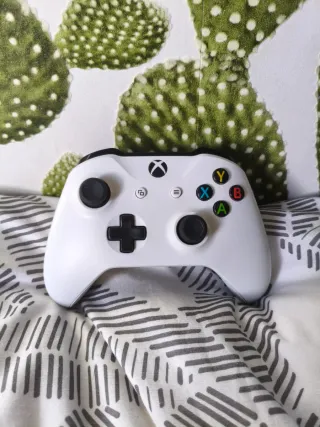 Mando Xbox One S Blanco