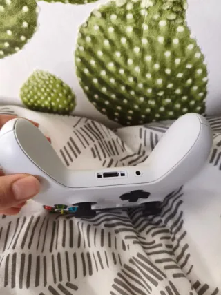 Mando Xbox One S Blanco