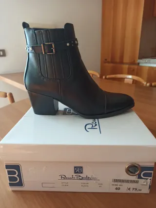 Stivaletti donna Renato Balestra n.40