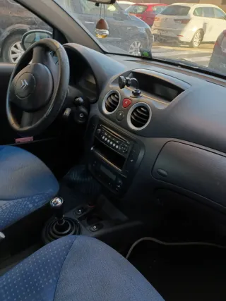 Citroen C2 para piezas Tiene junta culata