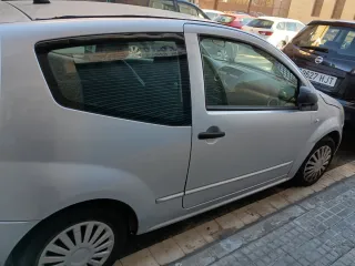 Citroen C2 para piezas Tiene junta culata