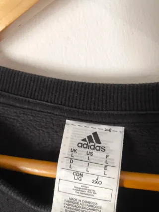 Sudadera Adidas Negra con Rayas Blancas