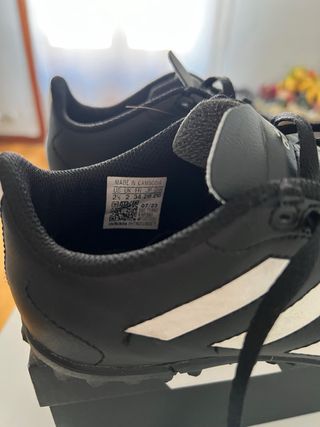 Botas de fútbol Adidas negras 34