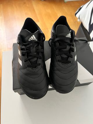 Botas de fútbol Adidas negras 34