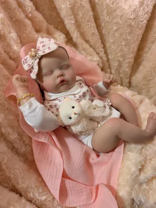 Reborn al cogerla es como una bebe hago envíos