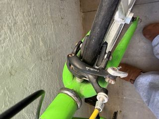 Bicicleta Fixie con frenos y pedales nuevos