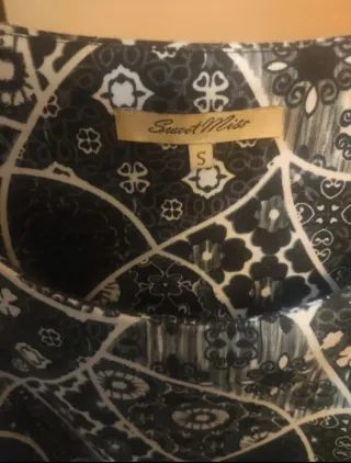 Vestido estampado blanco y negro