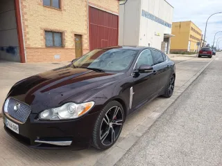 Jaguar XF 2011