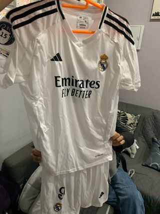 Conjunto Real Madrid Adidas Niño Talla XS