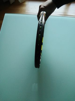 Raqueta de tenis Babolat con funda