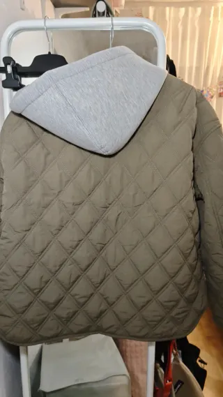 Chaqueta Zara acolchada verde M