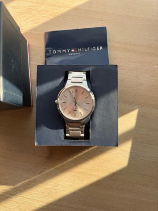 Reloj Tommy Hilfiger Plata y Rosa