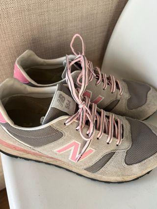 Zapatillas New Balance Gris y Rosa Talla 40