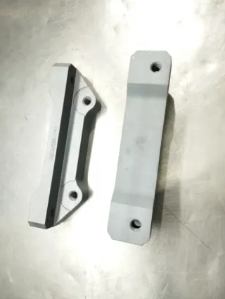 Soportes pinzas 6 pistones Focus RS mk1