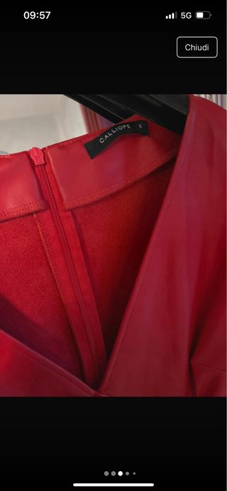 Vestito rosso in pelle