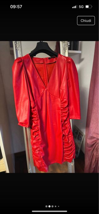 Vestito rosso in pelle