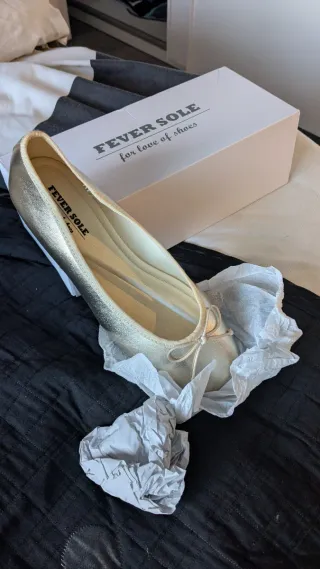 Bailarinas doradas Feversole Talla 39 nuevas