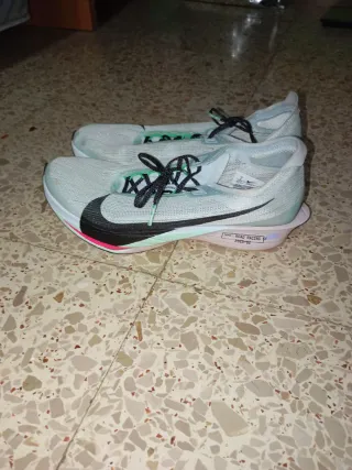 Zapatillas Nike Running Negras y Turquesa