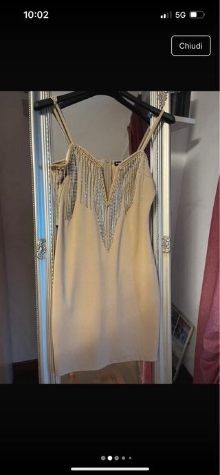 Vestito corto scollo V con frange