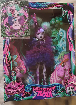 Monster High Skullector Twyla Sweet Screams
