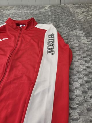 Chaqueta Deportiva Joma Roja y Blanca Talla L