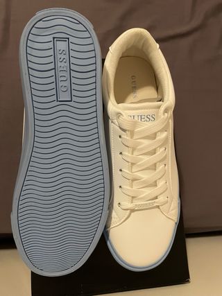 Zapatillas Guess Julia Talla 37